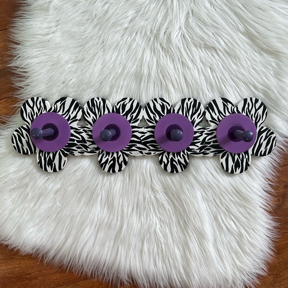 Vintage Bombay Kids Purple Pegged Zebra Clothes/Jewelry Rack - Picture 2 of 12